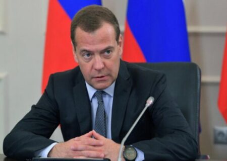 مدودف: بریکس در حال افزایش اقتدار خود در جهان است