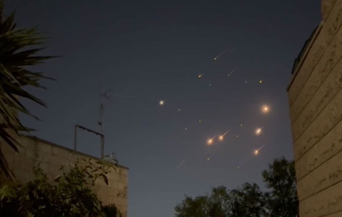 اجرای موج دوم حمله پهپادی-موشکی ایران به سرزمین های اشغالی