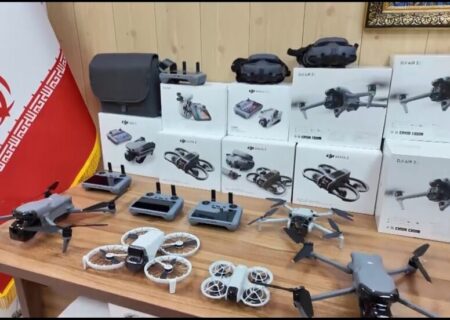 کشف ۴۰۲ ریزپرنده‌ و ۲ هزار و ۲۲۴ دستگاه بی‌سیم‌ حرفه‌ای در هرمزگان