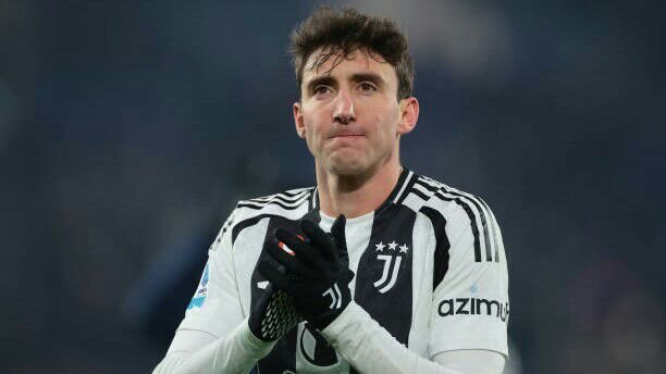 کامبیاسو در یووه ماندنی شد