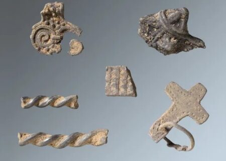 گنجینه ۱۰۰۰ساله کشف شد