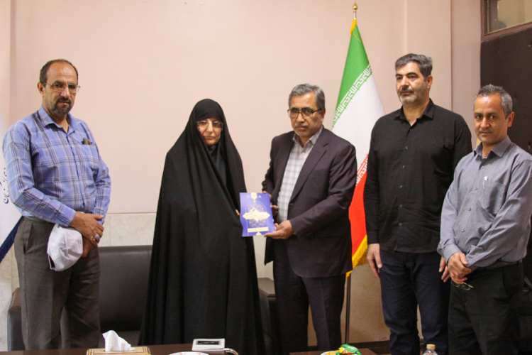 انعقاد تفاهم نامه احداث مدرسه ۶ کلاسه خیر ساز در زرین شهر