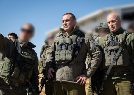 ژنرال صهیونیست: ارتش در نقاط راهبردی در داخل سوریه باقی می‌ماند