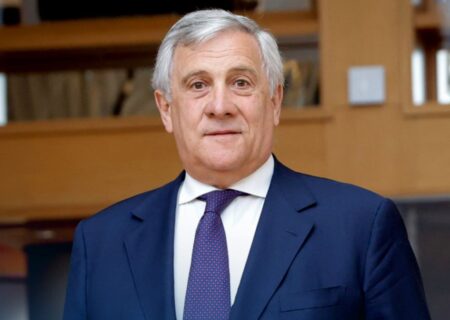 وزیر خارجه ایتالیا: رم آماده میزبانی گفت وگو میان ایران و آمریکا است