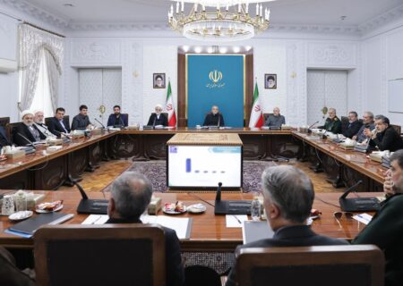 تاکید پزشکیان برحل مشکلات حوزه اقتصاد دیجیتال/ لزوم بازنگری در صیانت فیزیکی از داده‌ها ۲۵