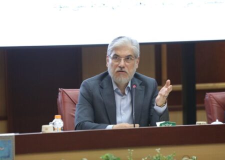 سیمایی: رهبر انقلاب در راهبری علم و فناوری پیش‌رو بوده اند