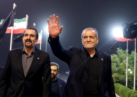 پاسخ پزشکیان به فضاسازی‌ها و گمانه‌زنی‌هایی درباره سفر به جمهوری آذربایجان