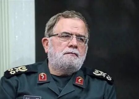 سرلشکر ایزدی: توسعه توان موشکی یک ضرورت اجتناب‌ناپذیر است