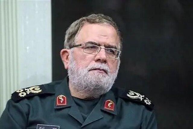 سرلشکر ایزدی: توسعه توان موشکی یک ضرورت اجتنابناپذیر است