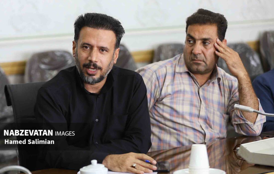 اجرای پویش «گلریزان مسیر عاشقی» در فولادشهر