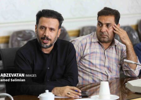 اجرای پویش «گلریزان مسیر عاشقی» در فولادشهر