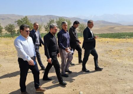 مجموعه فرهنگی تفریحی «بابازرنگ» در سمیرم کلنگ‌زنی شد