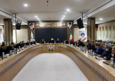 گردشگری اصفهان نیازمند حمایت بیشتری است