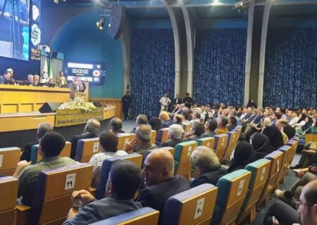 بررسی دغدغه‌های کلان فعالان اقتصادی استان اصفهان با حضور وزیر صنعت، معدن و تجارت