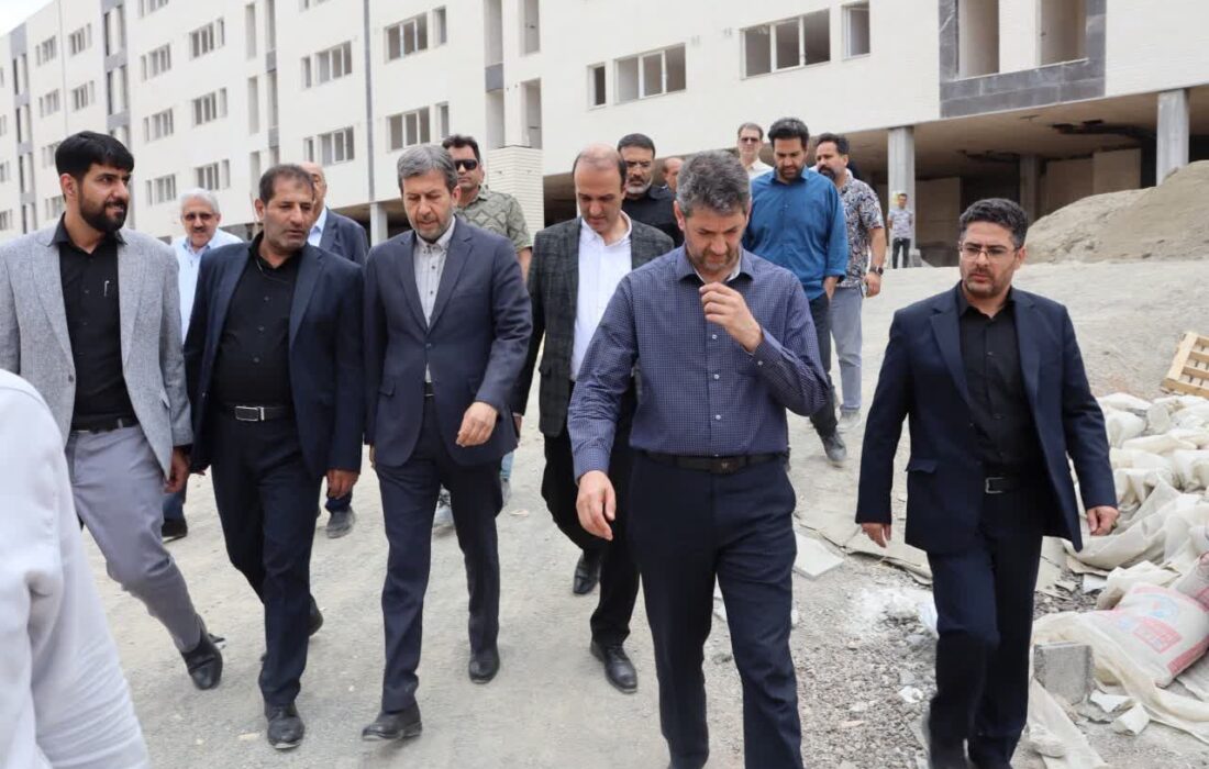 شرکت‌های خدمات‌رسان و بانک‌ها تمام‌قد پای‌کار نهضت ملی مسکن باشند