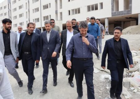 شرکت‌های خدمات‌رسان و بانک‌ها تمام‌قد پای‌کار نهضت ملی مسکن باشند