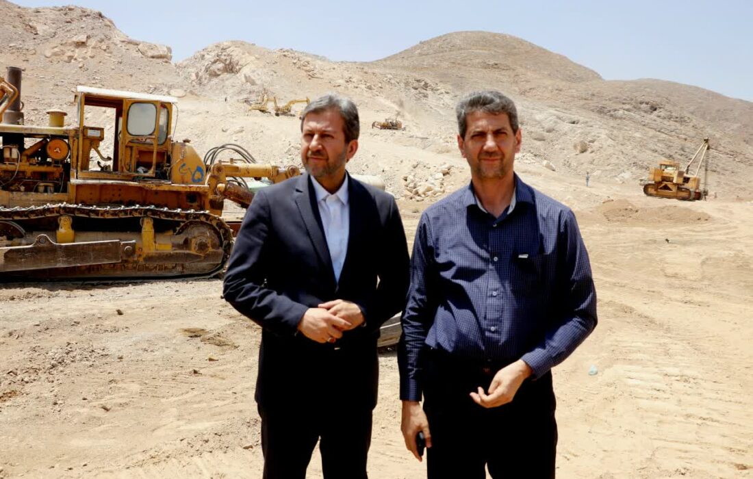 بازدید سرزده استاندار اصفهان از برخی پروژه‌های عمرانی در مسیر سفر به چادگان