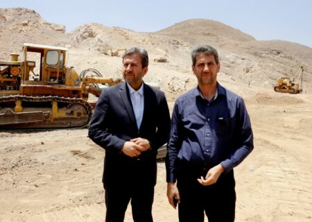 بازدید سرزده استاندار اصفهان از برخی پروژه‌های عمرانی در مسیر سفر به چادگان