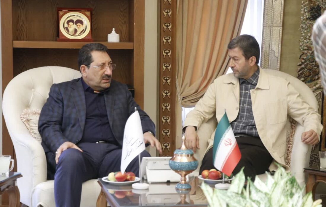 دیدار استاندار اصفهان با وزیر صمت برای حل مسائل و مشکلات صنعتی استان