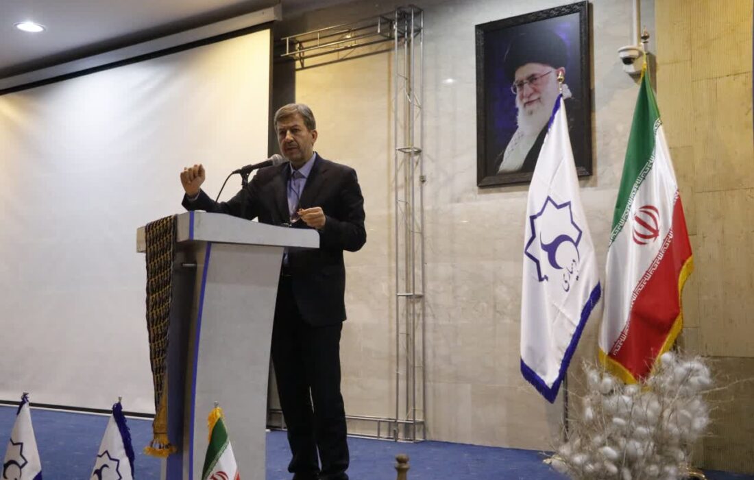 محور توسعه استان طرح( “تکامل”)توانمندسازی و کارآفرینی مردم پایه است