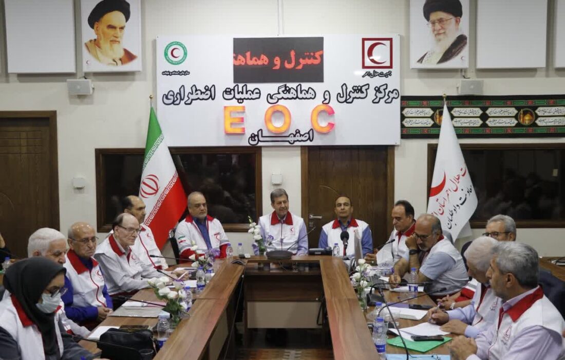 استاندار اصفهان: دستان خیرین،همچون جاری کردن رود مهربانی امید در خشکسالی‌های زندگی است