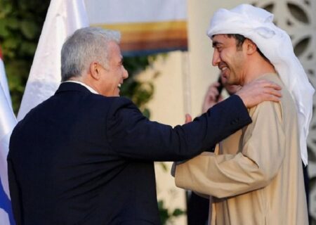 رهبر اپوزیسیون رژیم صهیونیستی با رئیس امارات دیدار کرد