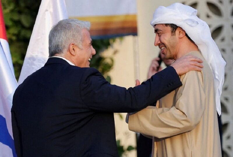 رهبر اپوزیسیون رژیم صهیونیستی با رئیس امارات دیدار کرد