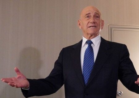 اذعان نخست‌وزیر پیشین رژیم صهیونیستی به شکست در رویارویی با ایران