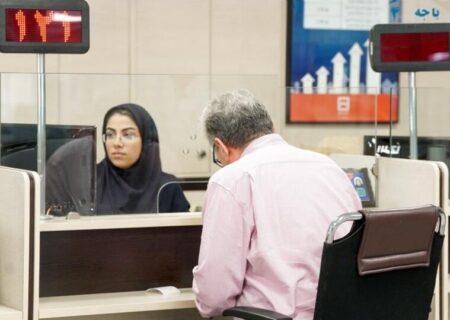 ساعت کاری ادارات و بانک ها تا پایان شهریور تغییر نمی کند