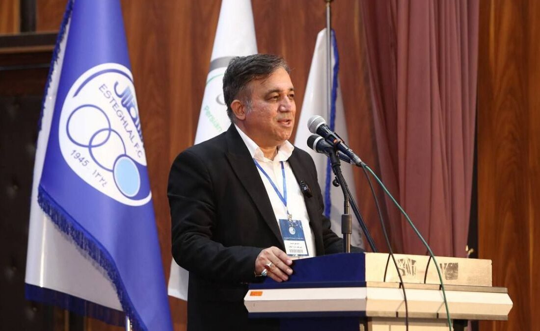 تاجرنیا: تیم را من نمی‌بندم؛ ۶ میلیون دلار نداریم که برای رضایت‌نامه بازیکنی بدهیم