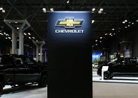 خودروساز برقی شماره دو جهان هستیم