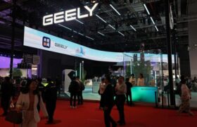 خودروساز لوکس خصوصی می‌شود