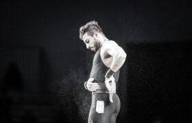 کیانوش رستمی در قهرمانی جهان به روی تخته می رود