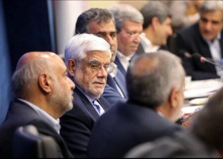 عارف: نباید سالمندان برای تأمین حداقل‌های مورد نیاز خود با بحران روبرو شوند