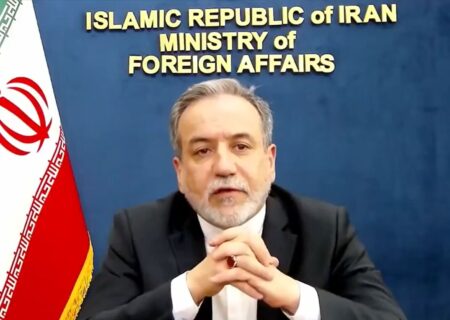 عراقچی: نمی‌توانیم از برنامه غنی‌سازی خود دست بکشیم