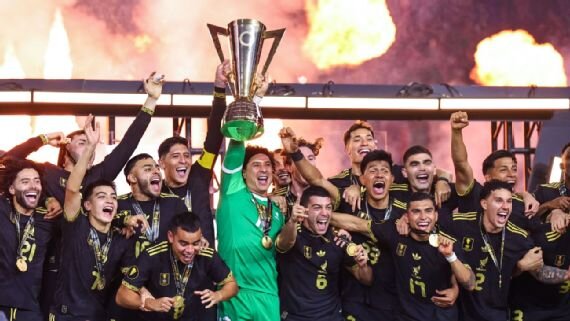 مکزیک قهرمان جام طلایی کونکاکاف شد