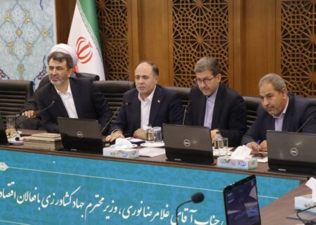 تقدیر وزیر جهاد کشاورزی از تلاش و پیگیریهای بی‌وقفه استاندار اصفهان حتی در زمان تعطیلی وزارتخانه‌ها