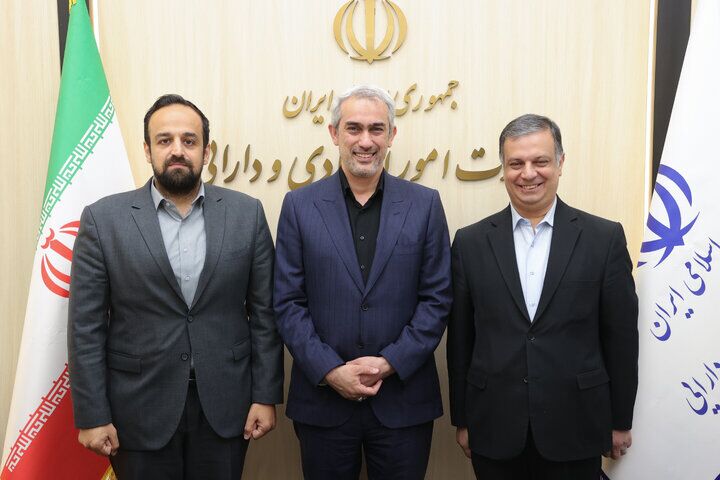 با حضور وزیر اقتصاد؛ سرپرست جدید مرکز روابط عمومی وزارت اقتصاد معارفه شد