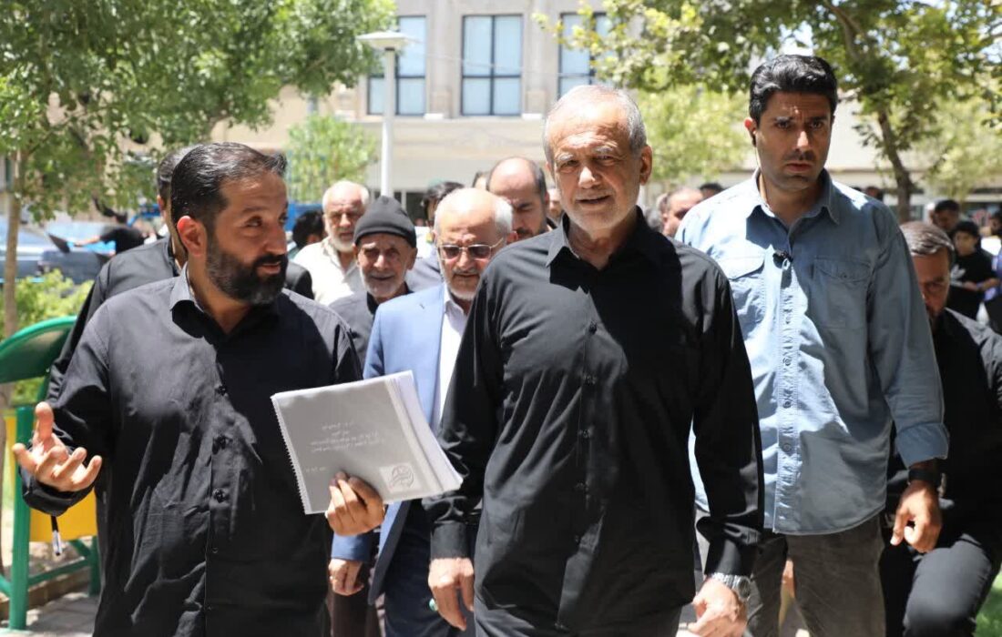 پزشکیان: بهره‌برداری از مترو قم تسریع شود