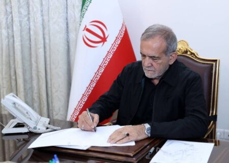 پزشکیان قهرمانی تیم ملی کشتی آزاد را تبریک گفت