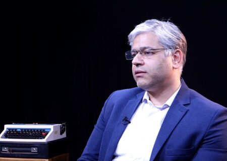 چیت ساز: توسعه مدل‌های درآمدی نو و نوسازی ساختار «پست» ضروری است