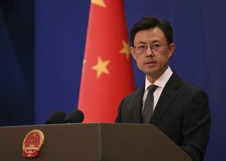 چین به سفر ۲ سناتور آمریکایی به تایوان اعتراض کرد