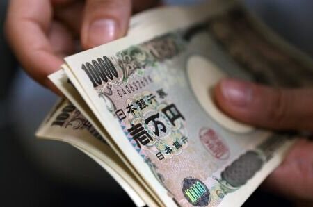 اعلام توافق تجاری آمریکا با ژاپن به نفع دلار نشد