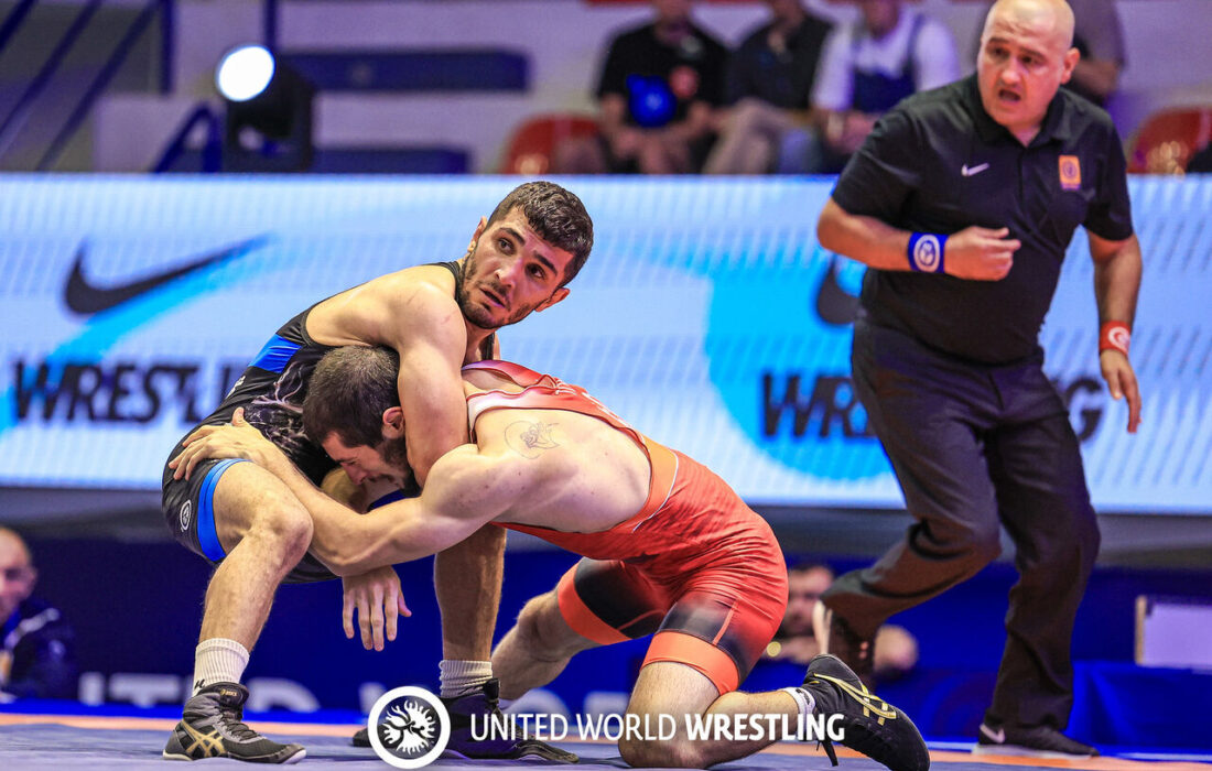 شرایط انتخابی ۲ وزن تیم ملی کشتی فرنگی اعلام شد