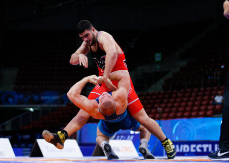 دبیر: امیررضا معصومی از کسی خط نگیرد
