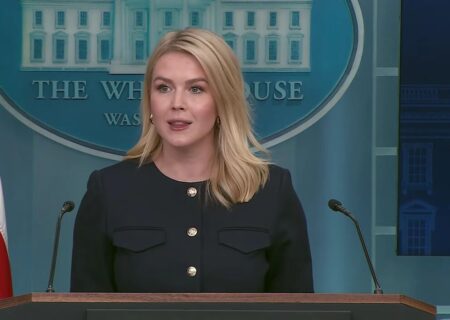 کاخ سفید: ترامپ از عدم تمایل روسیه و اوکراین برای پایان جنگ ناراضی است