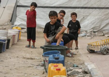 مقام یونیسف: باید برای کودکان گرسنه غزه اقدام فوری انجام شود