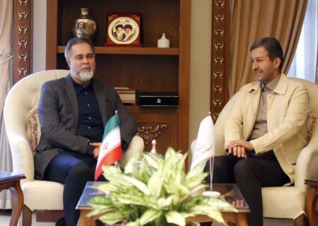 سی‌وهفتمین جشنواره بین‌المللی فیلم‌های کودکان و نوجوانان با حضور استاندار اصفهان کلید خورد