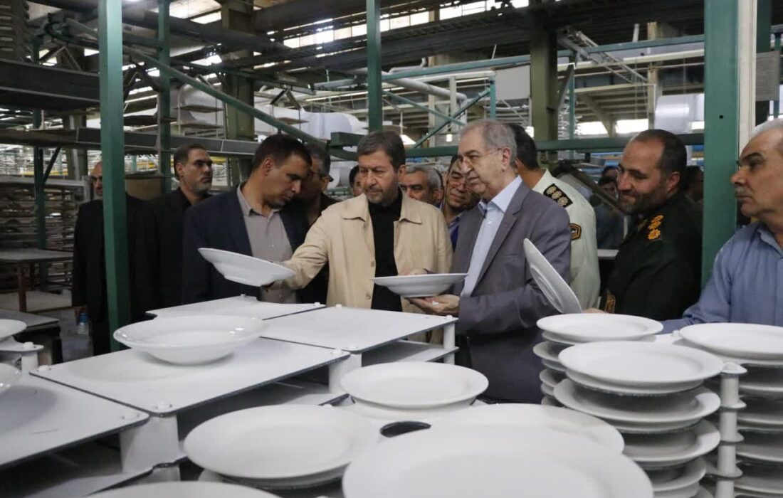 چینی زرین، نماد صنعت در تراز جهانی و افتخار نصف جهان