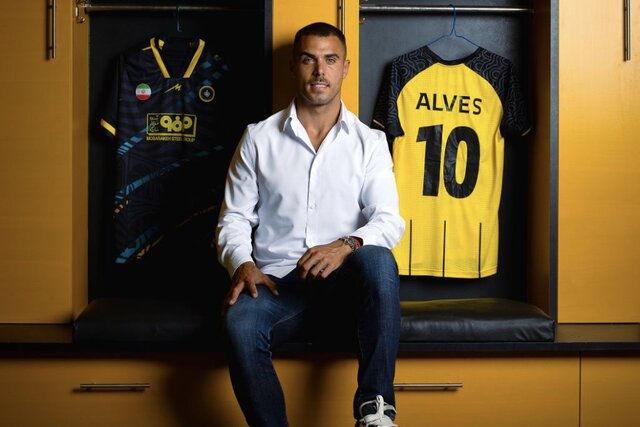 بررسی ماجرای پرحاشیه انتقال ریکاردو آلوز به سپاهان